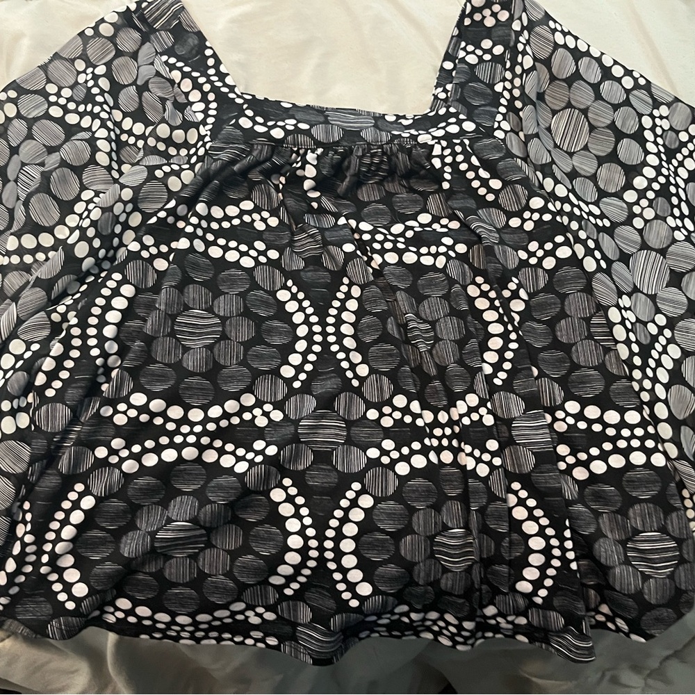 Stylish Black and White Women's Blouse